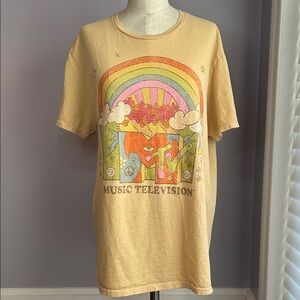 MTV Distressed Groovy Graphic Short Sleeve Yellow Unisex 100% Cotton Tee Shirt